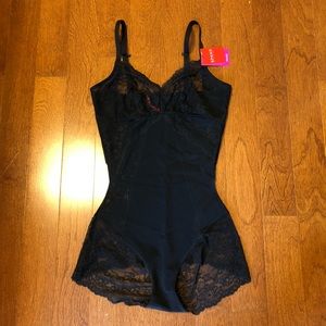 NWT Spanx spotlight on lace black bodysuit